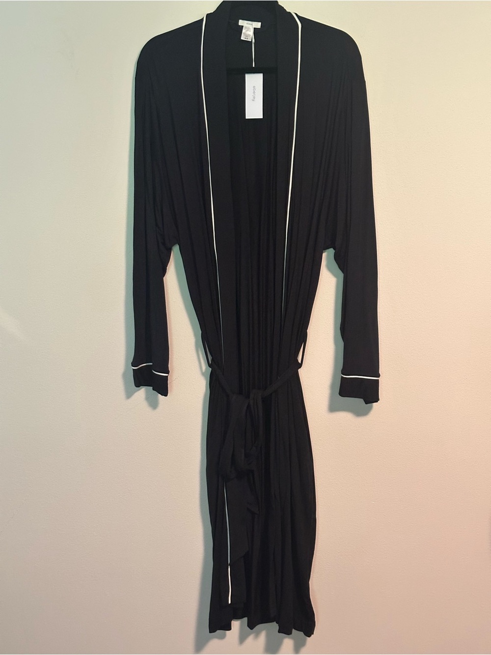 NWT Eberjey William Men’s Modal Robe Black Ivory Trim Tie Belt Size Medium